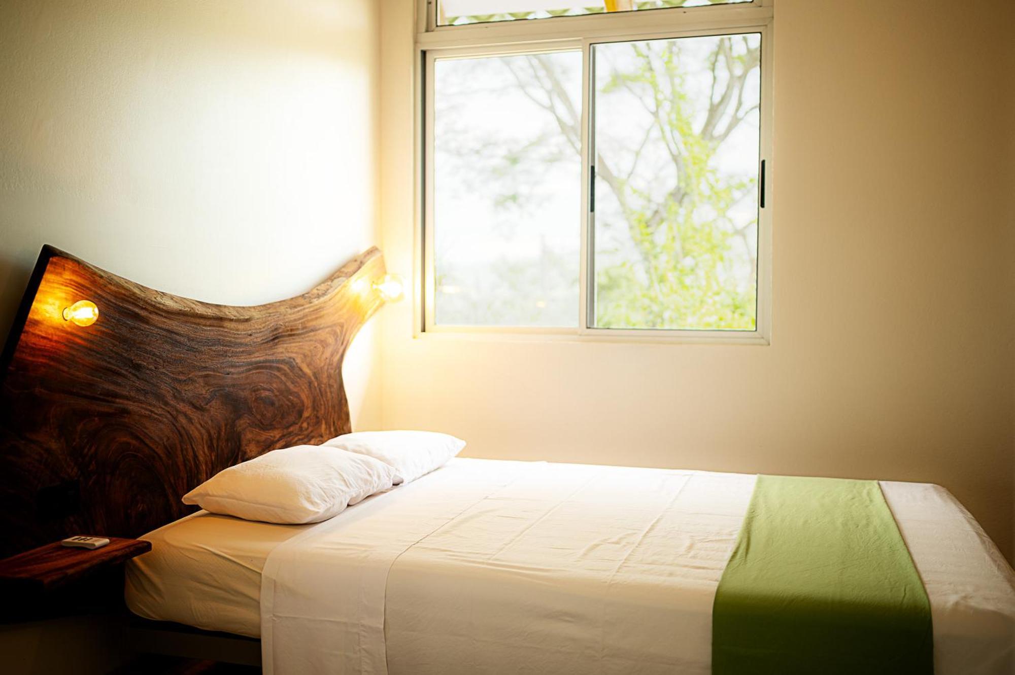 Bed and Breakfast Casa Laureles Playa Bejuco  Екстер'єр фото